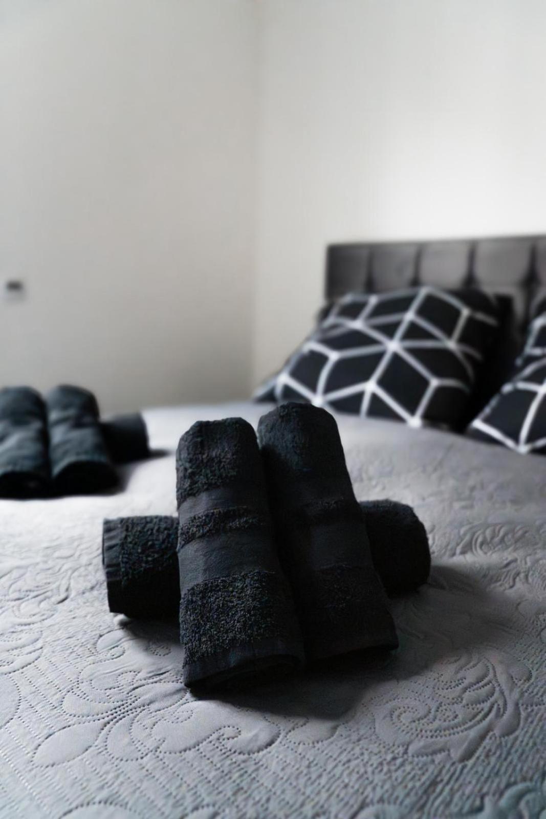 Ferienwohnung Hills Duisburg Buitenkant foto