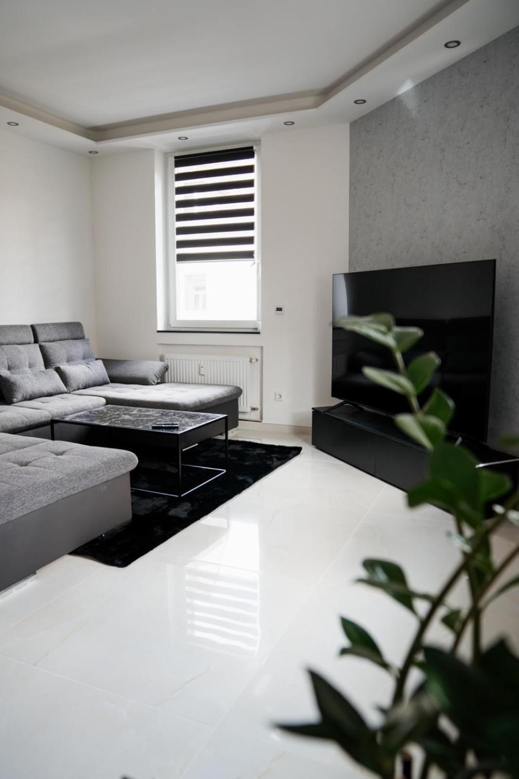 Ferienwohnung Hills Duisburg Buitenkant foto
